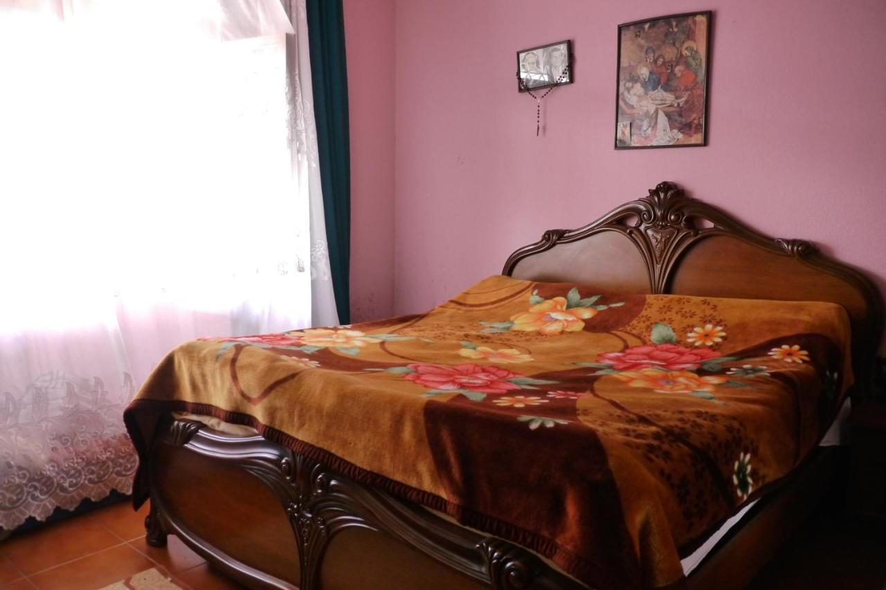 Florians Guesthouse Шкодер Номер фото